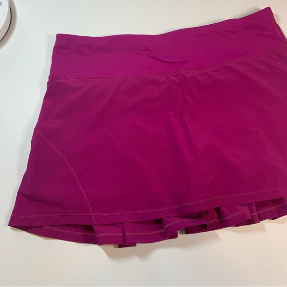 Size 6 Lululemon deep fuschia circuit breaker active skirt - Picture 3 of 16